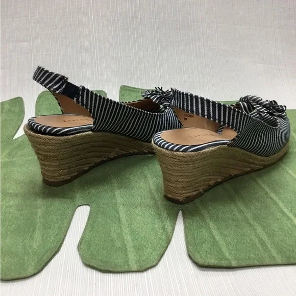 Karen Scott New Wedges - Picture 5 of 7